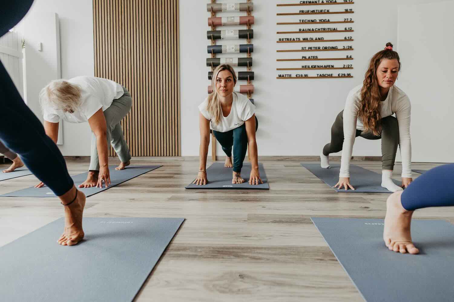 Vinyasa Yoga in Celle – kraftvoll & fließend bewegen