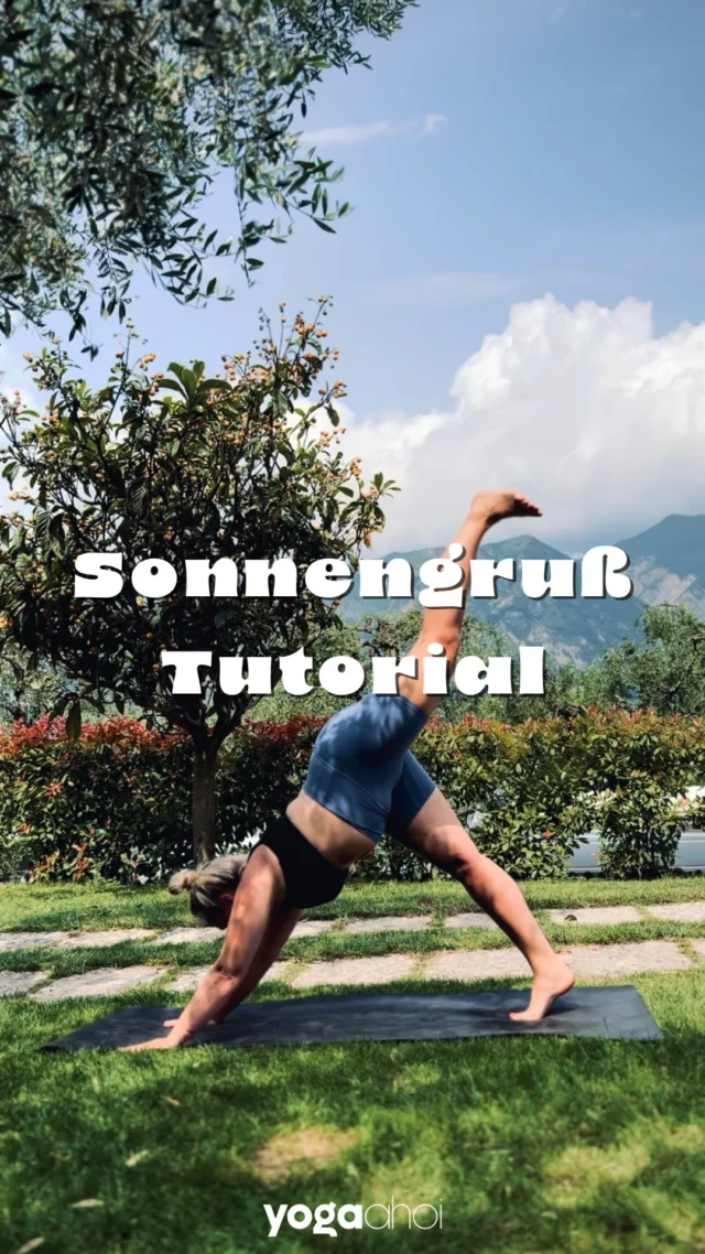 ☀️Surya Namaskar – der Sonnengruß – ist mehr als nur Bewegung.
In diesem Tutorial zeige ich dir Schritt für Schritt den klassischen Flow – mit sanften Varianten, die du an dein Level anpassen kannst.

Ob Anfänger:in oder Fortgeschrittene:r – finde deinen Rhythmus, verbinde Atem und Bewegung, und fließe mit mir durch die Kraft des Morgens.

🌿 Praktiziere mit mir ( vielleicht sogar ebenfalls unter freiem Himmel) – und spüre, wie neue Energie durch dich fließt.

Ist dir eigentlich mein kleiner Fehler in dem Reel aufgefallen? 😋

#SuryaNamaskar #Sonnengruß #YogaImFreien #YogaFlow #Morgenroutine #YogaFürAlle #SunSalutation #YogaTutorial #AtemUndBewegung #yogaeveryday #yogainspiration #celleyoga #yogaforeveryone #yogaforbeginners