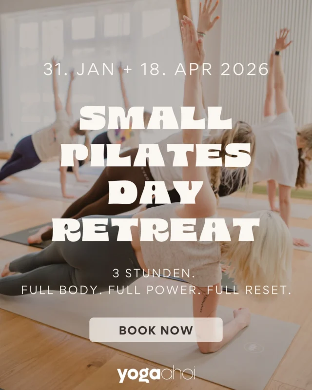 ✨ SMALL PILATES DAYRETREAT ✨

3 Stunden. Full Body. Full Power. Full Reset.
Kein Wellness-Light – sondern deine Auszeit für Tiefe, Fokus & echtes Körpergefühl.

Was dich erwartet:

🔥 Pilates mit Tiefgang – Haltung, Stabilität & Länge
💨 Atem & Präsenz – für mehr Klarheit im Kopf
🤍 Stretch & Smooth – geerdet & gestärkt zurück

Für alle, die mehr wollen als „nur Bewegung“.
Für alle, die sich spüren wollen – klar, stark, mit Haltung.

📍 yoga ahoi | Wietze
📅 Sa, 31.01.26 oder Sa, 18.04.26 | 10:30–13:30
💸 55 € (Hansefit-Mitglieder sparen 12 € mit Code „hansefit12“)

➡️ Link in Bio zur Anmeldung

#pilatesretreat #dayretreat #pilatesflow #coreconnection #mindfulmovement #bewegungmittiefe #breathemoveconnect #resetyourbody #fullbodyreset #bewegungspüren #bewusstbewegen #starkmithaltung #pilatespractice #pilateslovers #celle #landkreiscelle #wietze #hannoverpilates #lüneburg #uelzen